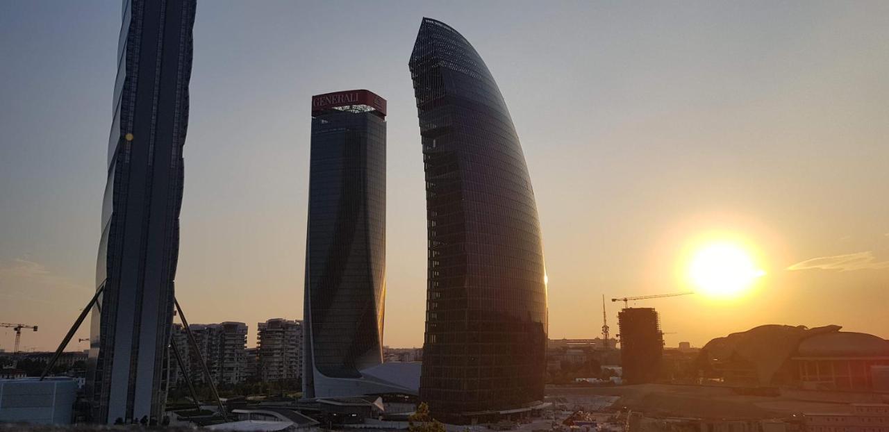 City Life Sky Apartment- Mico- Breathtaking Penthouse Milán Exterior foto